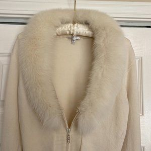 CACHE' zipperfront sweater w detachable faux fur collar